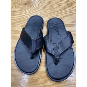 Adam Derrick Flip Flop Sandals Men 10 Black Non Slip Flat Bottom Casual Wear S44